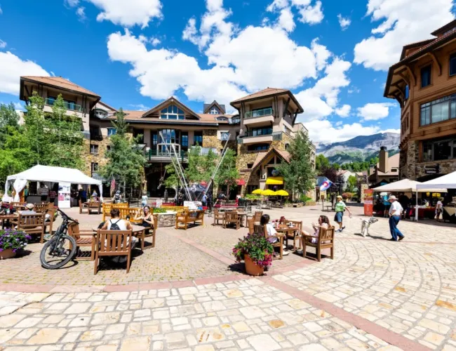 Your Guide to the Farmers Market in Telluride