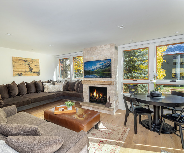 Mountain Chic at Telluride Lodge Vacation Rental Featured