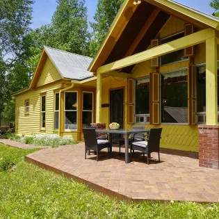 telluride summer haus exterior patio