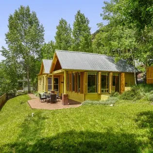 telluride summer haus yard