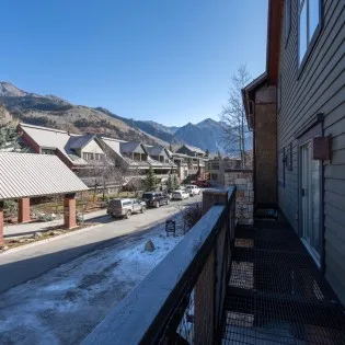 telluride double diamond  exterior view