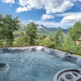 1.5 copper ridge mountain village hot tub1