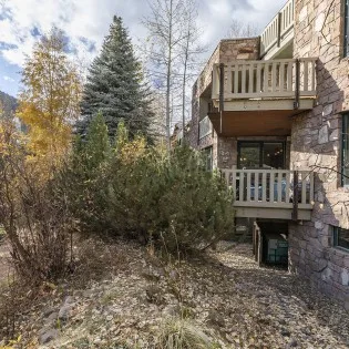 telluride rivers edge retreat exterior river trail