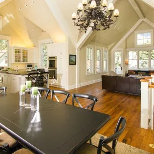 Telluride Spruce House Dining Area