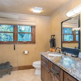 alpenglow mountain village vacation rental upstairs shared bath