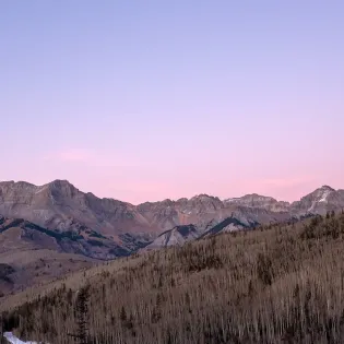 15 telluride two trails hot tub view