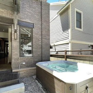 telluride parkside retreat hot tub