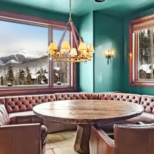 2.12 sundance lookout mountain village kitchen seating area