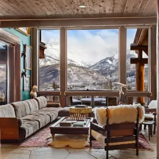 2.16 sundance lookout mountain village view from foyer