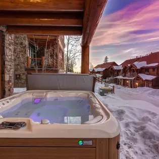 2.3 125 tristant mountain village hot tub sunset1