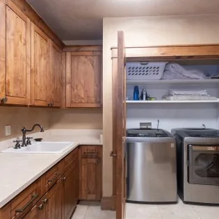 alpenglow mountain village vacation rental laundry