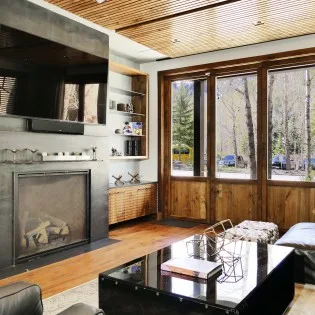 telluride parkside retreat livingroom view