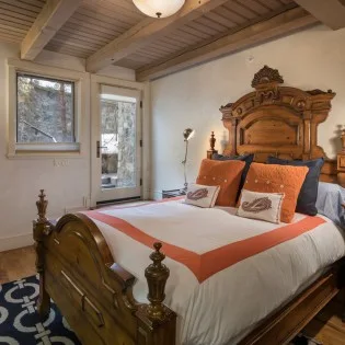 Telluride River Bliss Lower Level Queen Guest Bedrooom