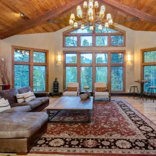 alpenglow mountain village vacation rental great room