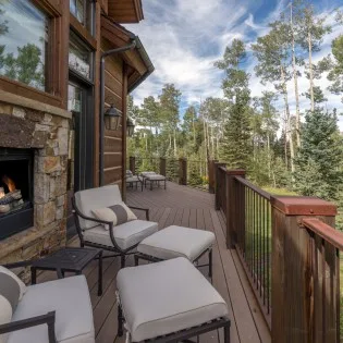 mountain village pinnacle deck fireplace sitting area