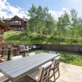 4.1 copper ridge mountain village patio2