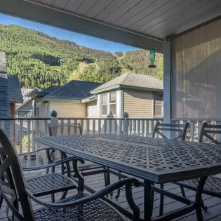 4.2 570 w colorado telluride back deck