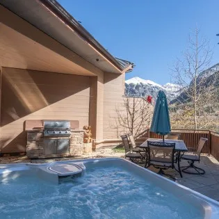 telluride rivercrown  hot tub