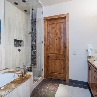 5.1 brightside chalet telluride primary suite bathroom