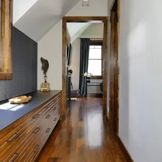 telluride parkside retreat hall to primary bedroom