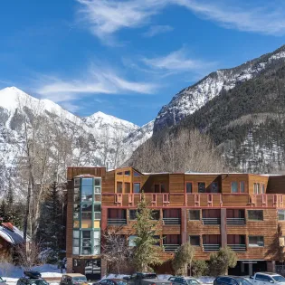 6.1 ice house 203 telluride 220 exterior 2