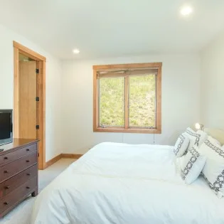 Telluride Terraces MasterBedroom