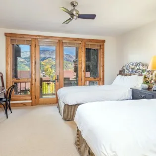 tristant  mountain village guest suite