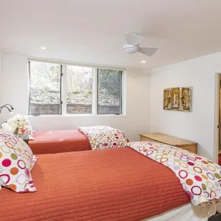 telluride rivers edge retreat guest bedroom