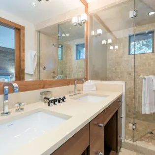 Telluride Skyline at Meribel Master Bathroom