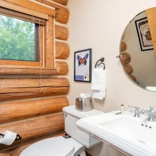 tristant  mountain village powder room