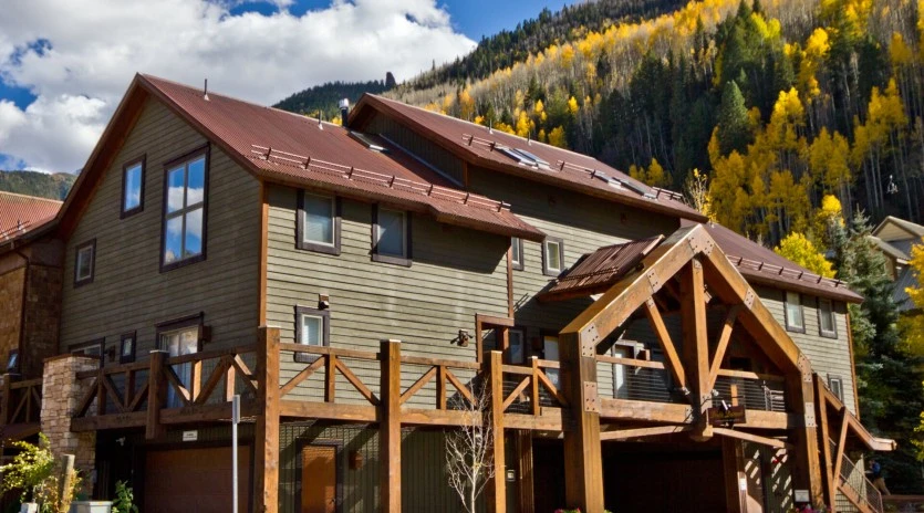 Telluride DD Exterior