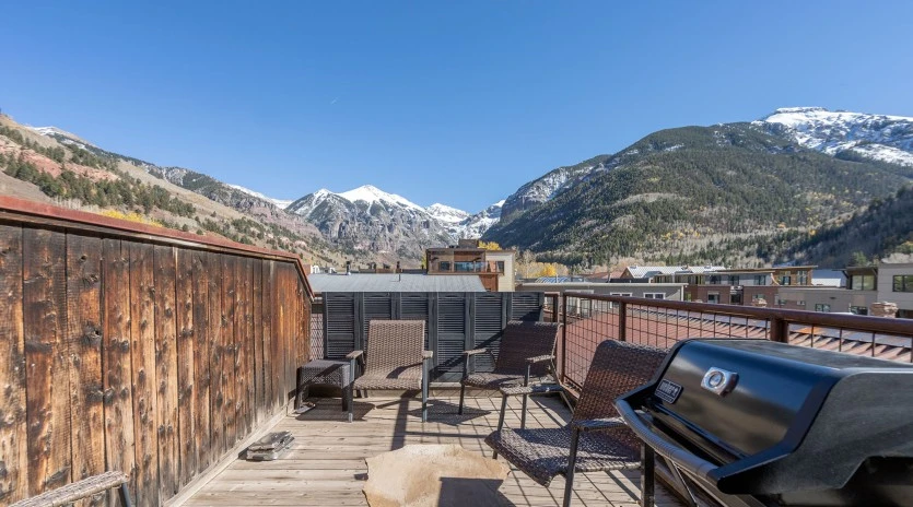 telluride loft at livery deck view