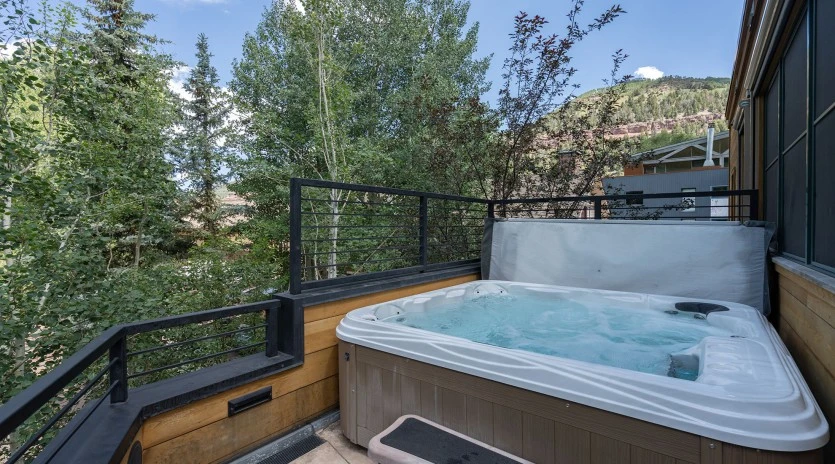 telluride the tributary hot tub