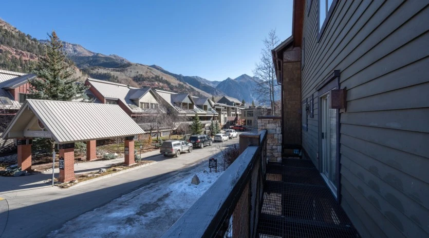 telluride double diamond  exterior view