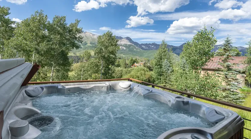 1.5 copper ridge mountain village hot tub1