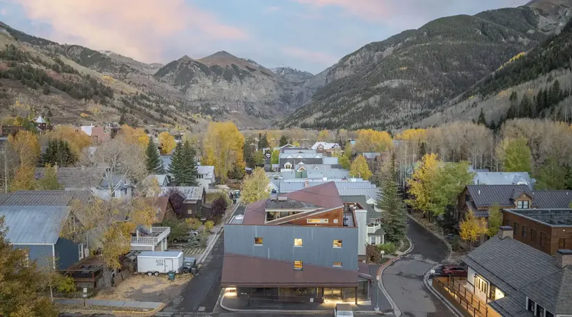 10.002 spritz house telluride drone view