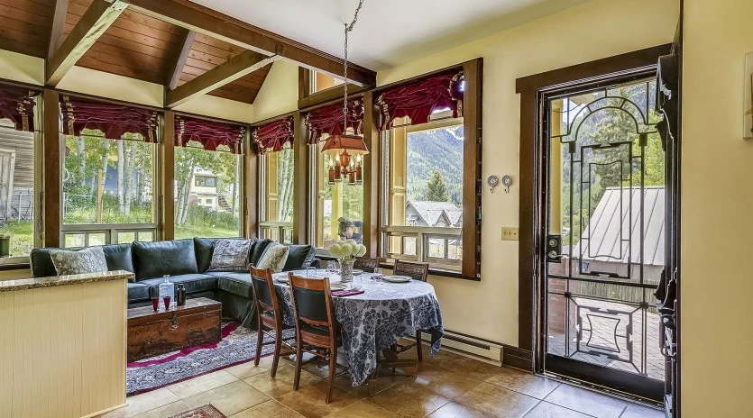 telluride summer haus dining entry